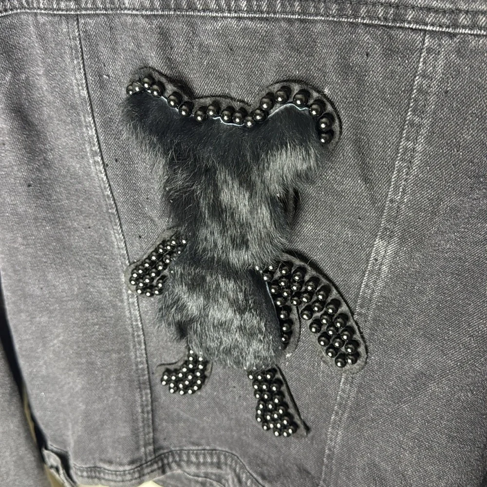 NOT AVAILABLE - Picture 6 of 7